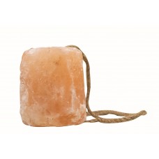 CAVALIER ROCK SALT WITH ROPE, SMALL 2-3 KG